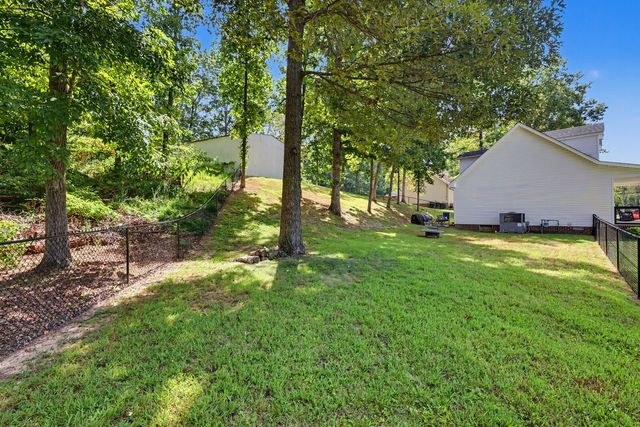 1003 Creek Bottom Rd, White Bluff, TN 37187