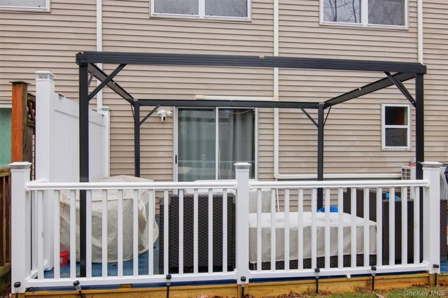 2760 Schleigel Boulevard, Amityville, NY 11701