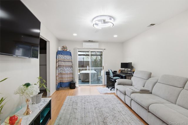 2760 Schleigel Boulevard, Amityville, NY 11701