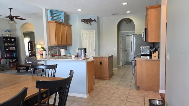 36812 QUEEN BEE LANE, Grand Island, FL 32735