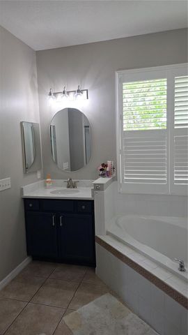 36812 QUEEN BEE LANE, Grand Island, FL 32735