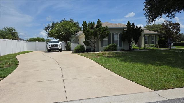 36812 QUEEN BEE LANE, Grand Island, FL 32735