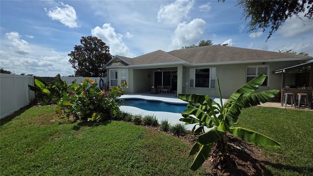 36812 QUEEN BEE LANE, Grand Island, FL 32735