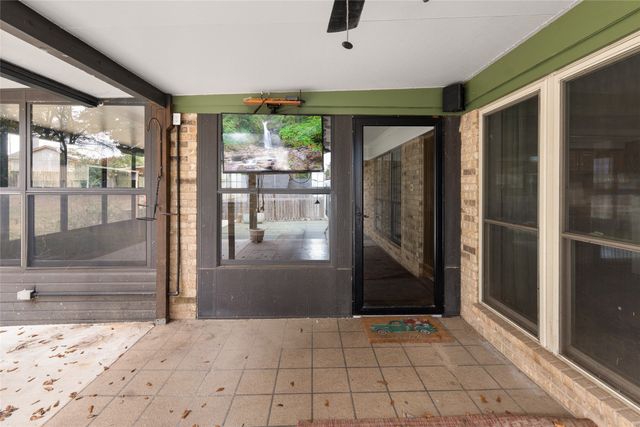 18133 Briarcrest Drive, Flint, TX 75762