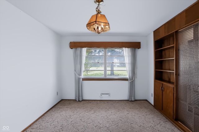 3696 N State Road 9, Greenfield, IN 46140