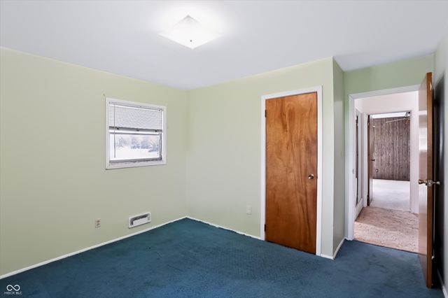 3696 N State Road 9, Greenfield, IN 46140