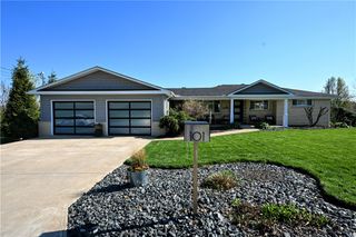 101 Meadow Dr, Elizabeth Twp/boro, PA 15037