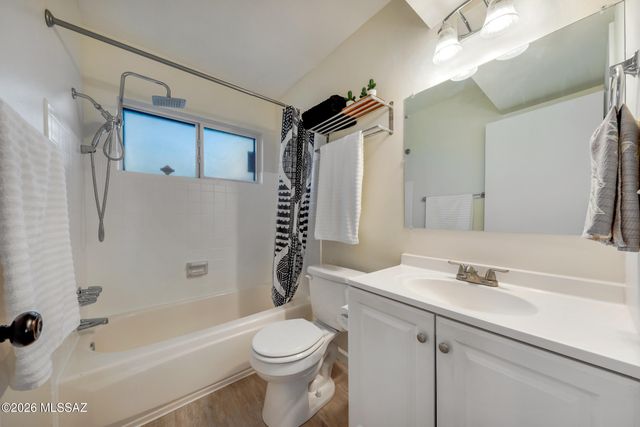 9529 E Harrison Circle, Tucson, AZ 85748