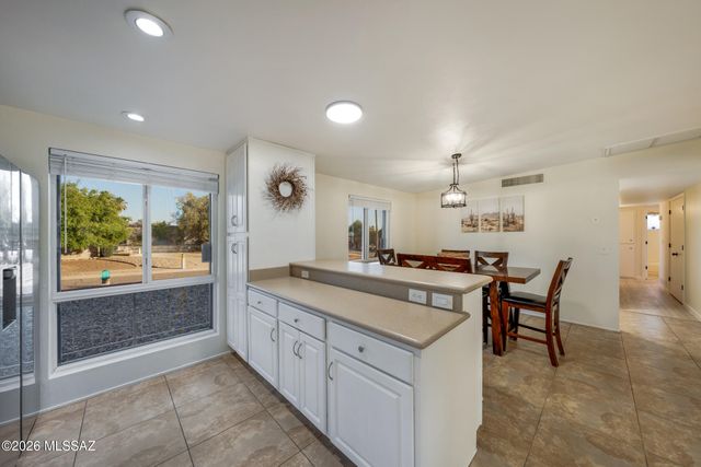 9529 E Harrison Circle, Tucson, AZ 85748