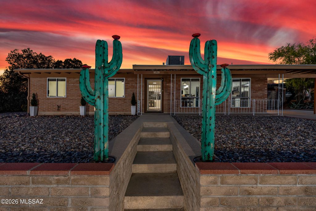 9529 E Harrison Circle, Tucson, AZ 85748