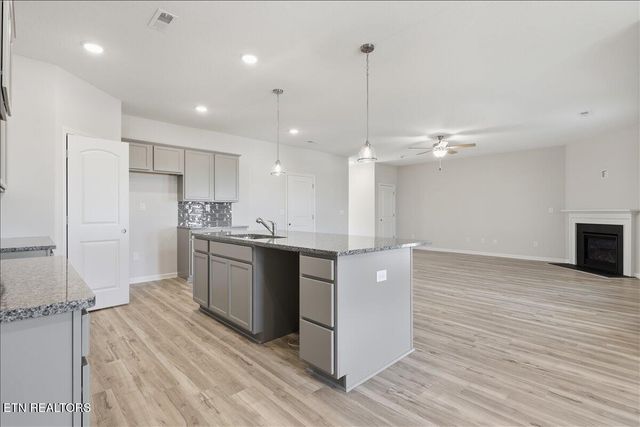 3538 Crimson Circle, Maryville, TN 37801