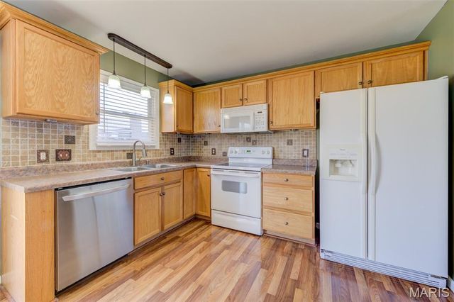 449 Fawn Run Drive, Troy, MO 63379