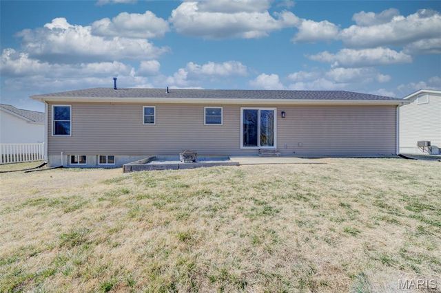 449 Fawn Run Drive, Troy, MO 63379