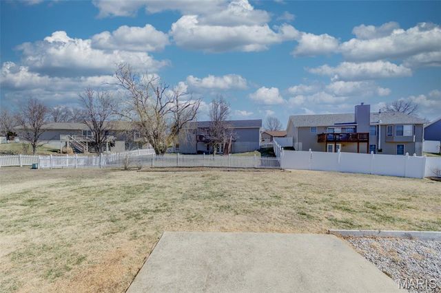 449 Fawn Run Drive, Troy, MO 63379