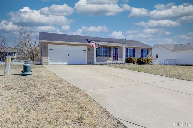 449 Fawn Run Drive, Troy, MO 63379