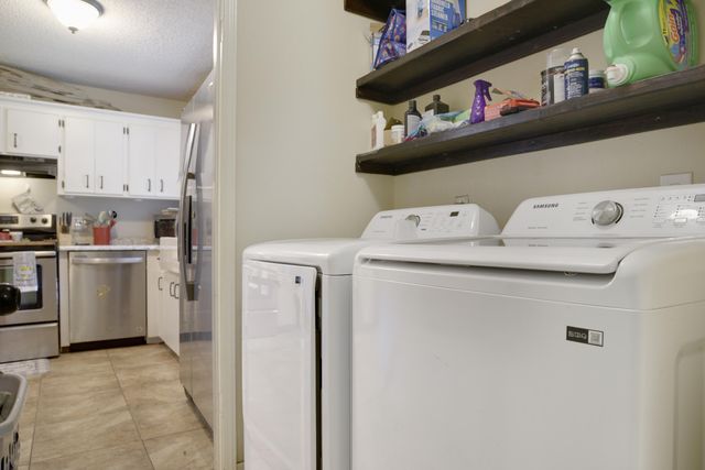 1109 Nicholas Dr, New Llano, LA 71461