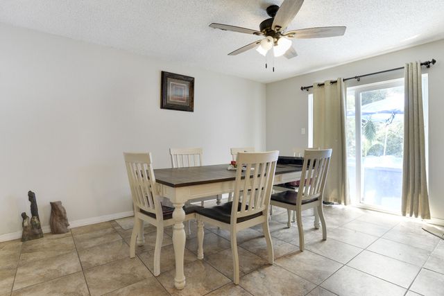 1109 Nicholas Dr, New Llano, LA 71461