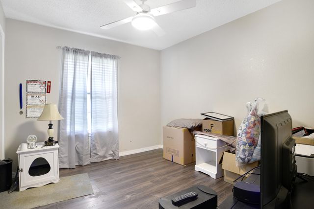 1109 Nicholas Dr, New Llano, LA 71461