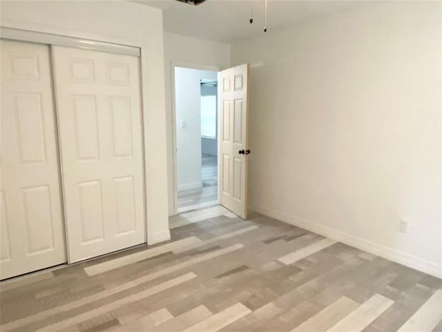906 Eagle Avenue B, Pasadena, TX 77506