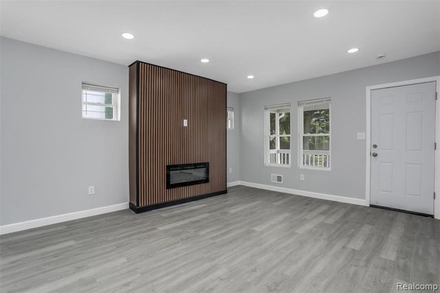 1958 Louise Street, Highland Park, MI 48203