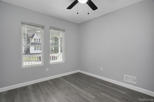 1958 Louise Street, Highland Park, MI 48203