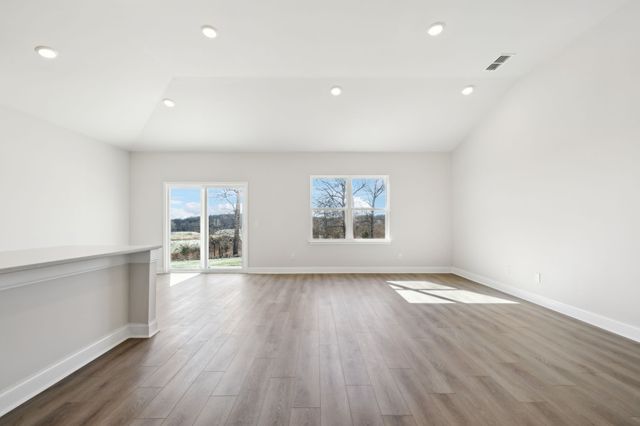 447 Stardust Drive, Lebanon, TN 37087