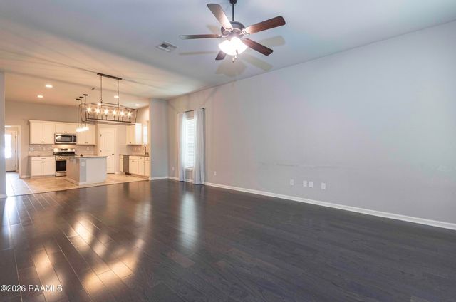 207 Burndap Way, Lafayette, LA 70507