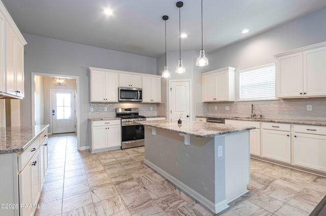 207 Burndap Way, Lafayette, LA 70507