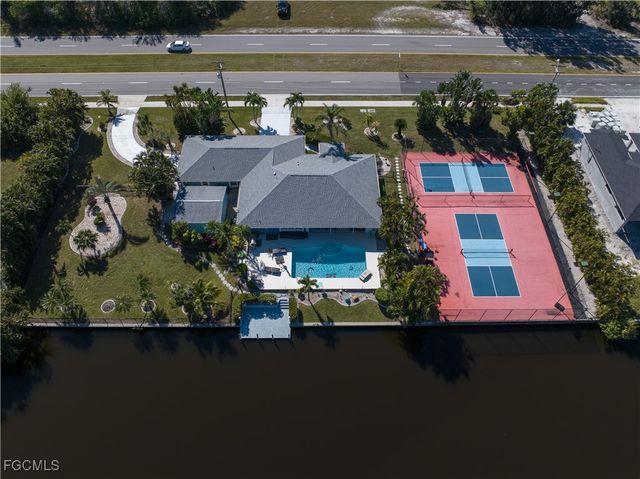 3011 Ceitus PKWY, Cape Coral, FL 33991