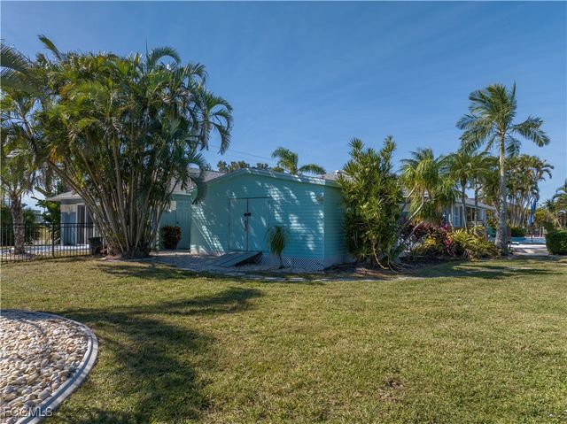 3011 Ceitus PKWY, Cape Coral, FL 33991