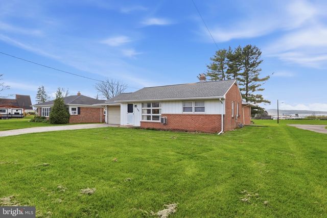 456 YORK ST, Manchester, PA 17345