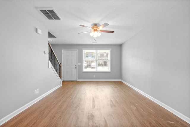 213 Woodland Valley Ln, Clarksville, TN 37040