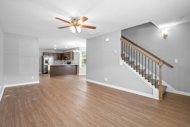 213 Woodland Valley Ln, Clarksville, TN 37040