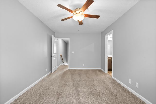213 Woodland Valley Ln, Clarksville, TN 37040
