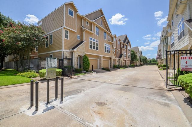 3307 Home Point Drive, Houston, TX 77091