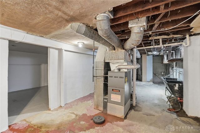 419 Lindenwood Road, Dayton, OH 45417