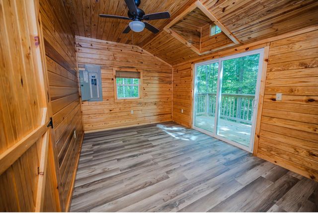 Ashland camp loop lot 209, Beattyville, KY 41311