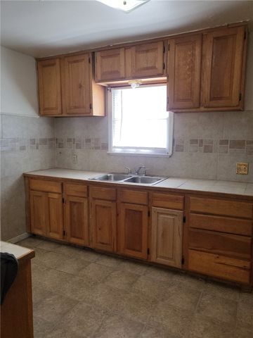 5022 Kasper St, Corpus Christi, TX 78415