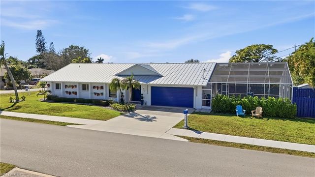 595 109th AVE N, Naples, FL 34108