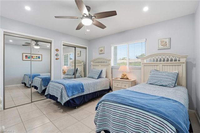 595 109th AVE N, Naples, FL 34108