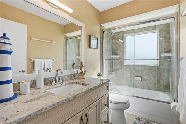 595 109th AVE N, Naples, FL 34108