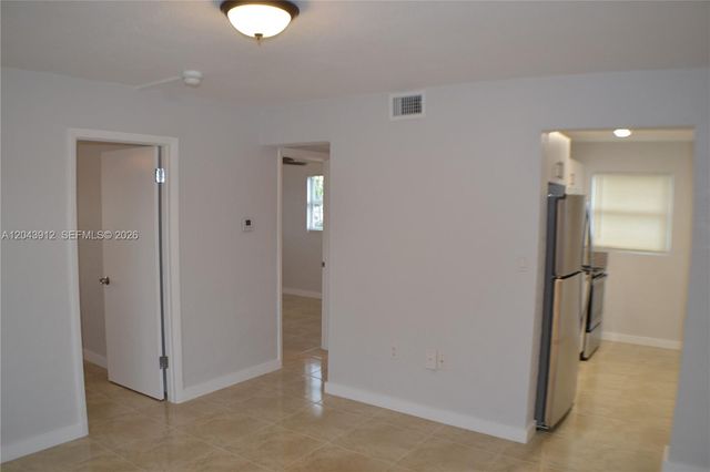 1398 NW 61st St 6, Miami, FL 33142