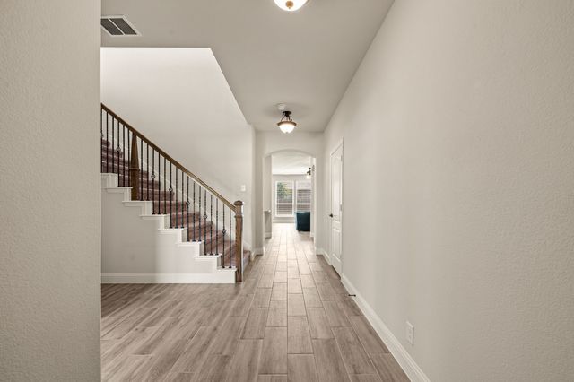 2619 Loxley Drive, Mansfield, TX 76084