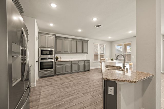 2619 Loxley Drive, Mansfield, TX 76084