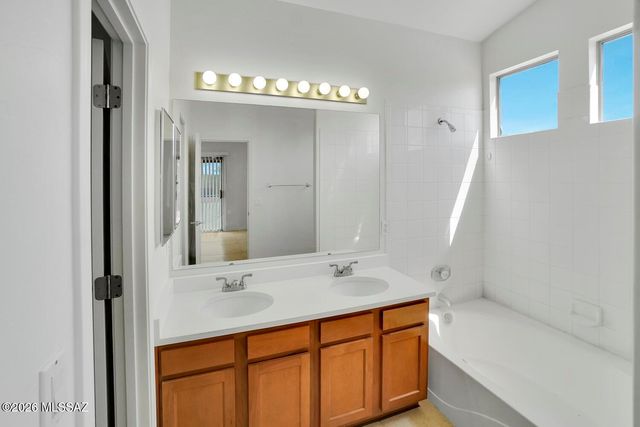 8874 S Desert Valley Way, Tucson, AZ 85747