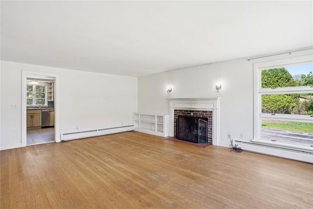 330 Harkney Hill Road, Coventry, RI 02816