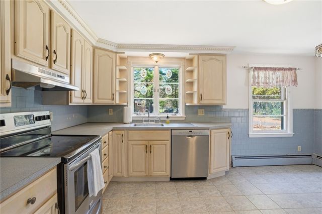330 Harkney Hill Road, Coventry, RI 02816
