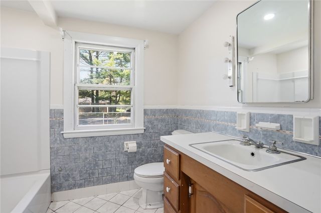 330 Harkney Hill Road, Coventry, RI 02816