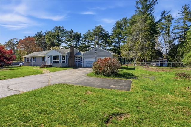 330 Harkney Hill Road, Coventry, RI 02816