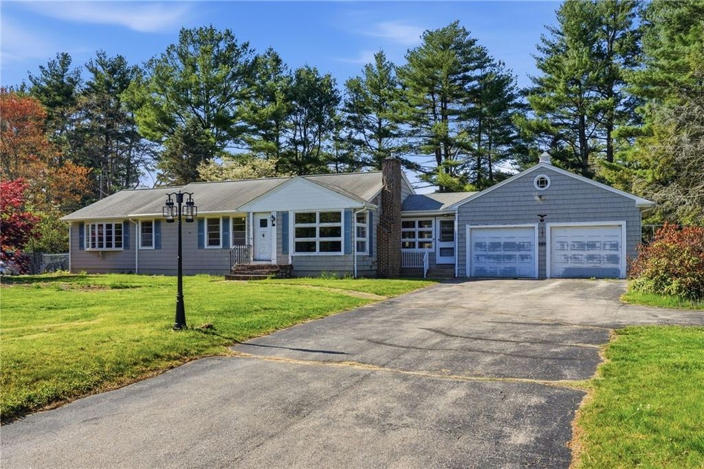 330 Harkney Hill Road, Coventry, RI 02816